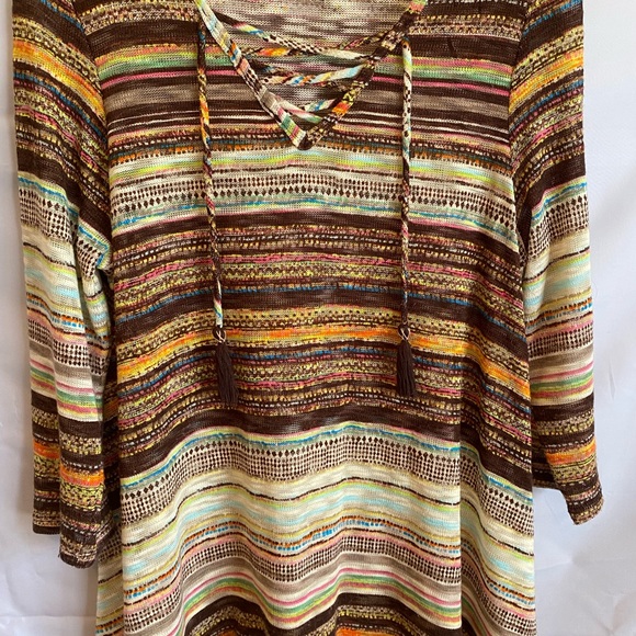 Sweater size Large - Picture 6 of 6